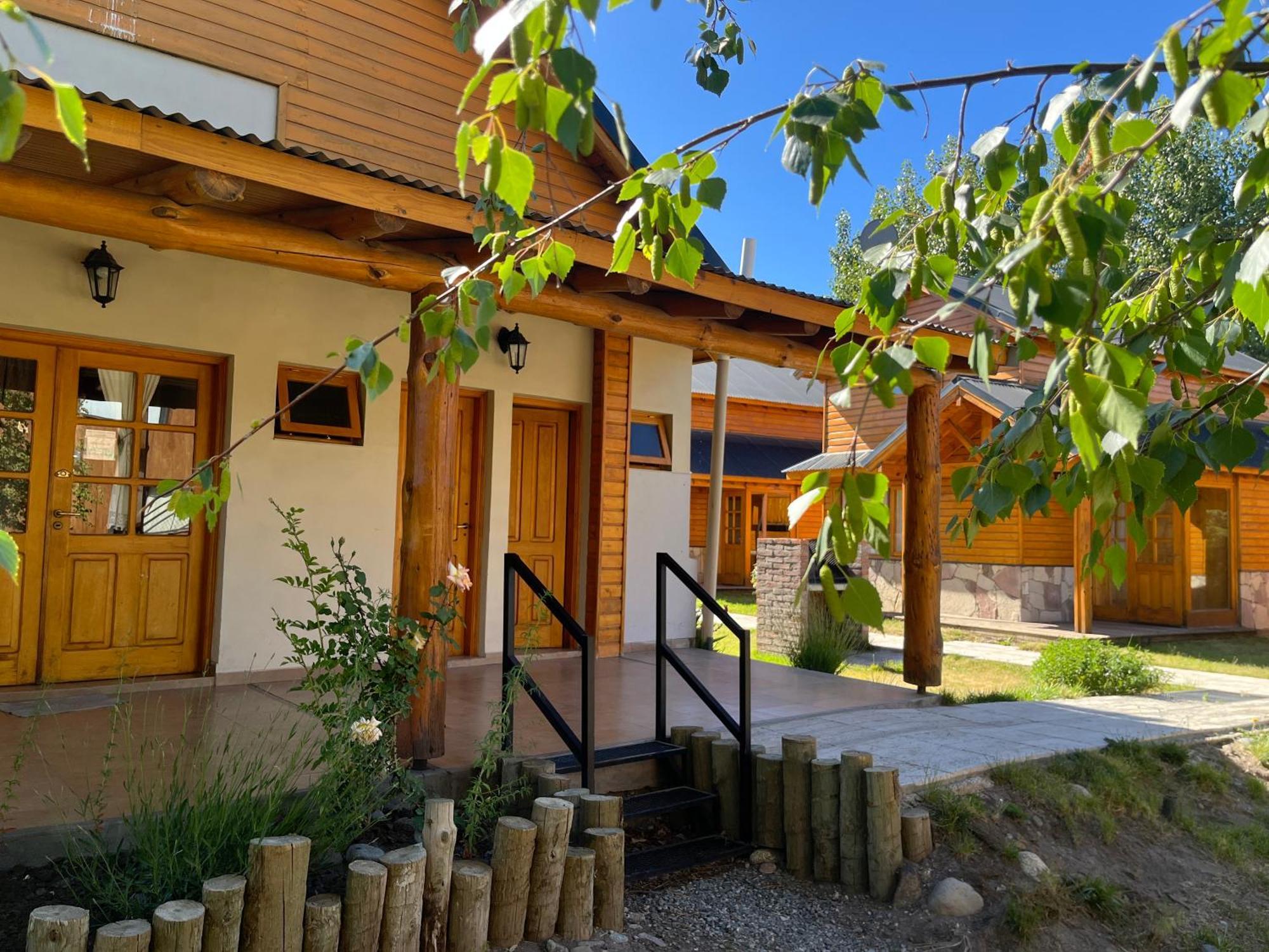 Complejo Hotelero Illihue - Cabanas & Hosteria Junín de los Andes 외부 사진